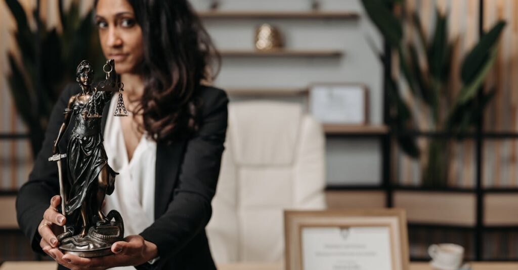 découvrez le statut juridique d'une entreprise ou d'une organisation, comprenant les types de structure légale, les obligations réglementaires et les implications légales associées.